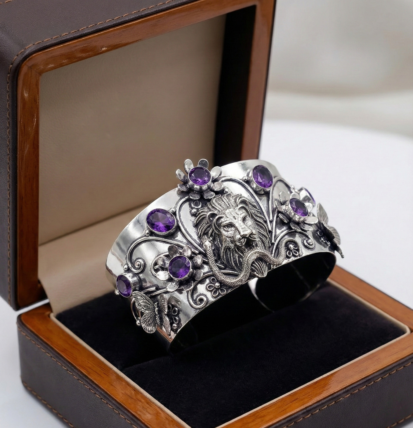 925 Sterling Silver Purple Amethyst Gemstone Handmade Jewelry Cuff Bracelet