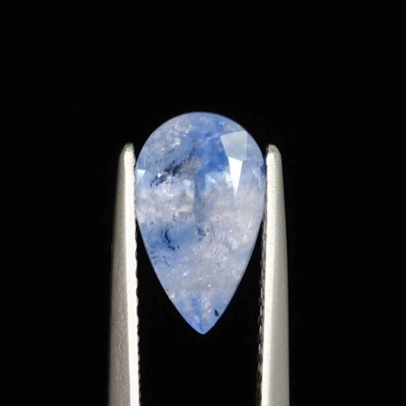 3.18 Carat Kashmir Sapphire. No Heat