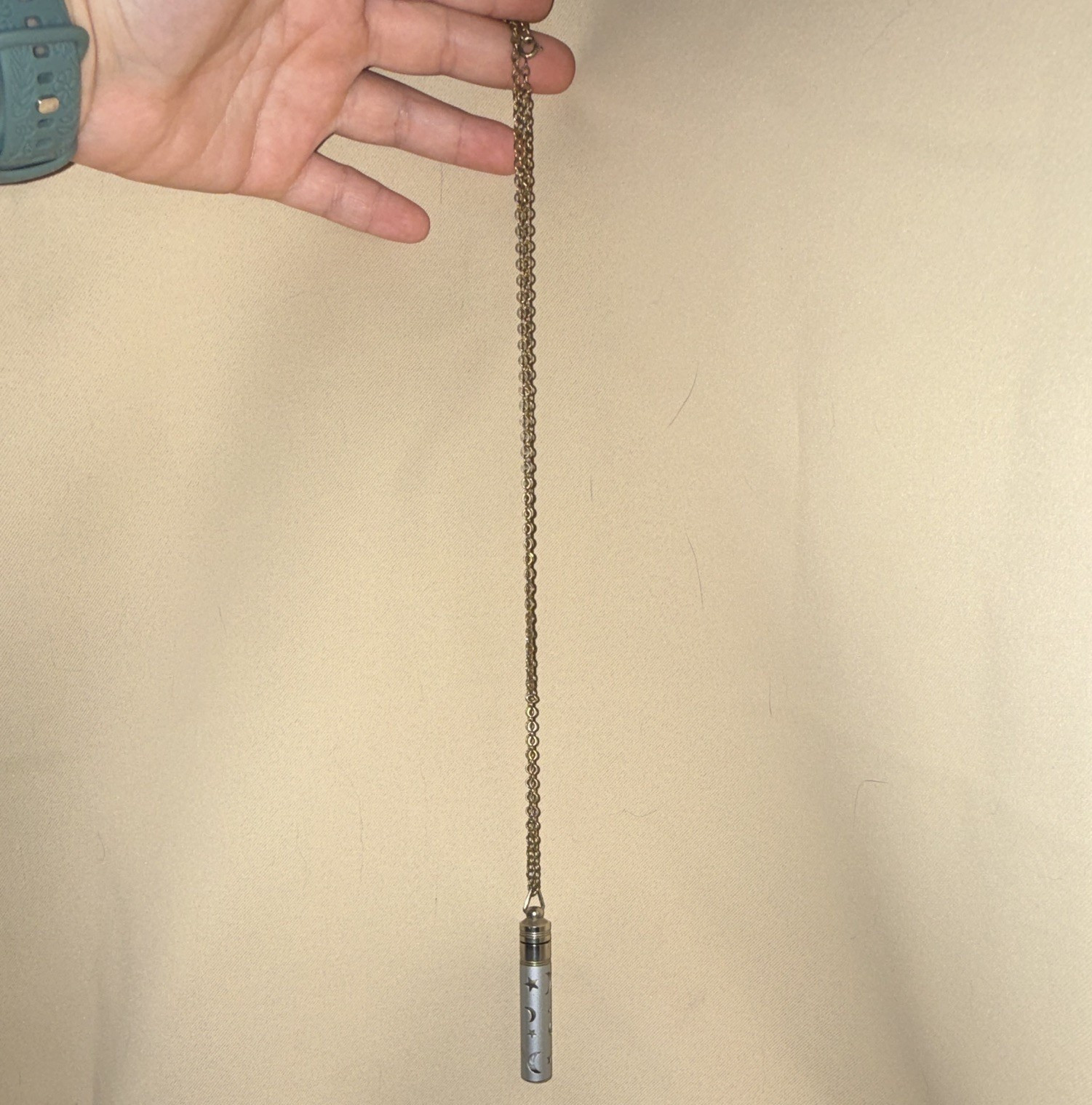 Vintage Silver Rope Chain Necklace Cylinder Locket Pendant Moon & Stars Light Up