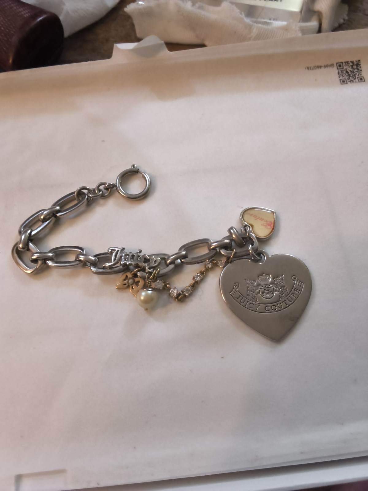 Juicy Couture Signed Silver Tone Oval Link Chain Bracelet Heart Dangle Charm