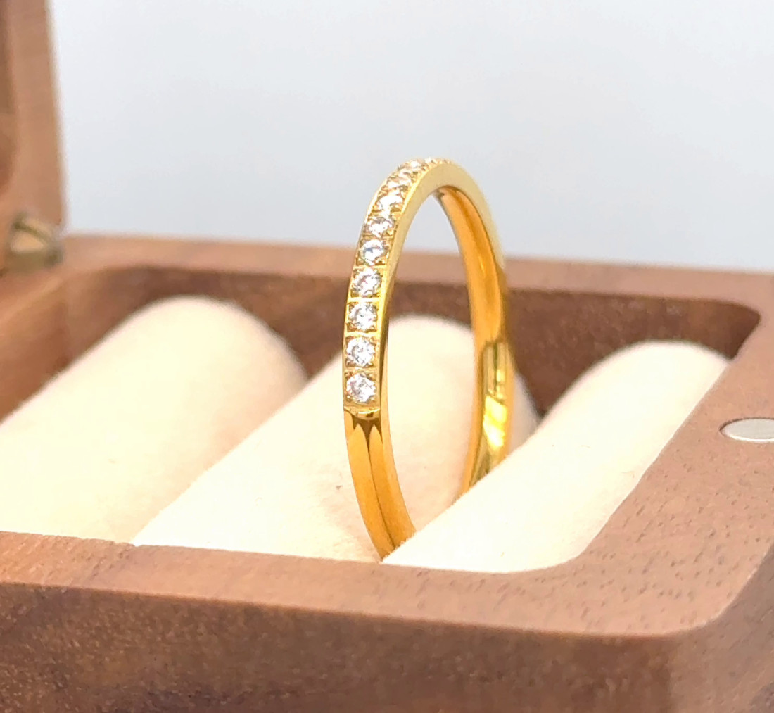 Gold Titanium 2mm Christmas Gifts Band Prong Set Round CZ Half Eternity Ring
