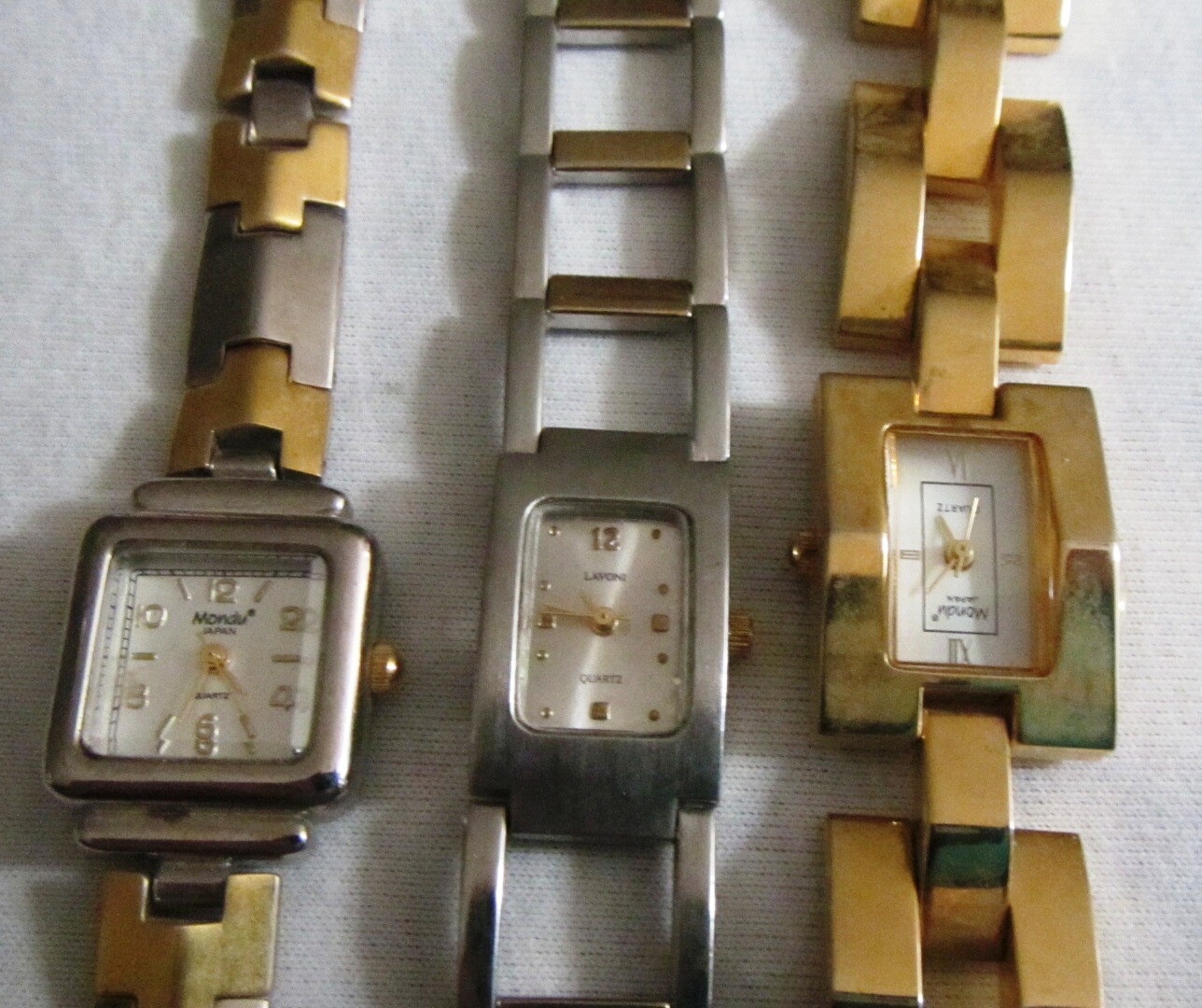 20 ct Lot Mixed Watch (all non working need batteries) See list in Description