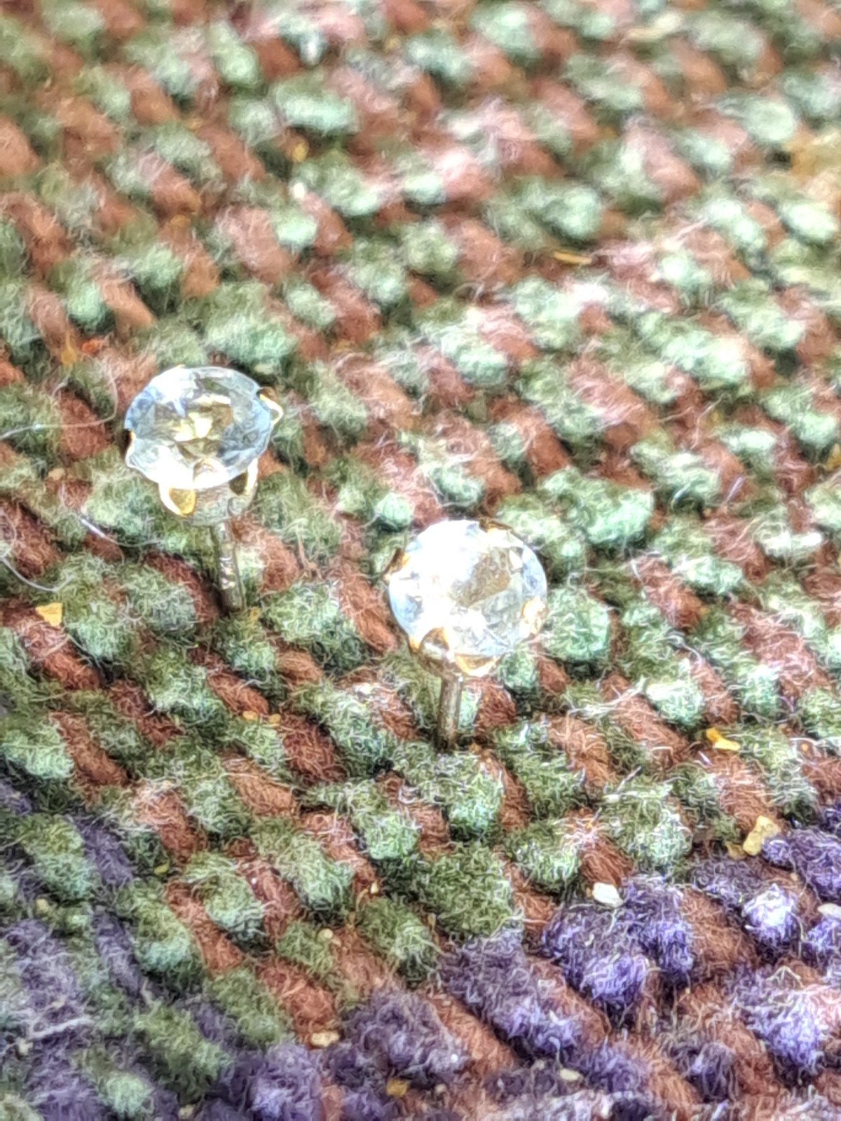 10K Solid Yellow Gold Very Light Aqua Gemstone Stud Earrings 5MM Diameter
