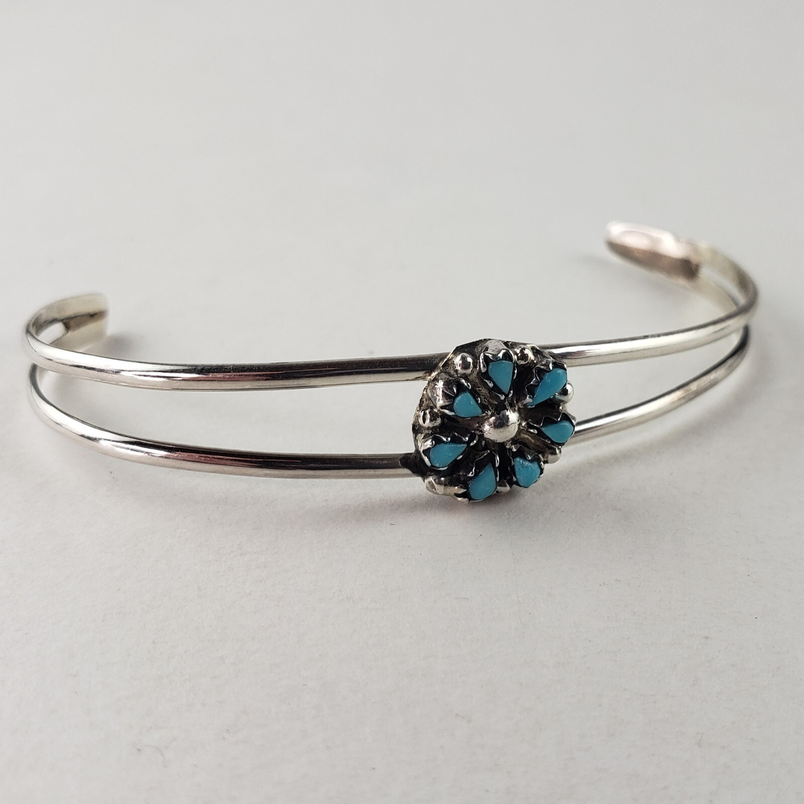 Sterling Small Cuff Bracelet Petti Point Turquoise Southwest 3.7g [7825]