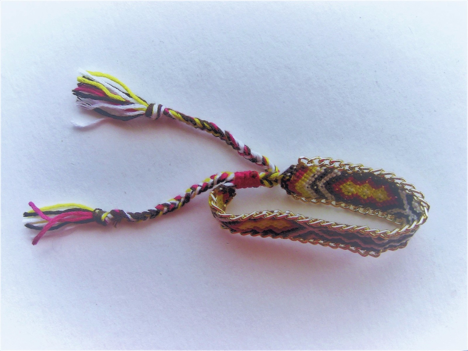 BRACELET-1 x 50-90mm Adjustable Colourful Crochet/Braided w Gold Tone Alloy Trim