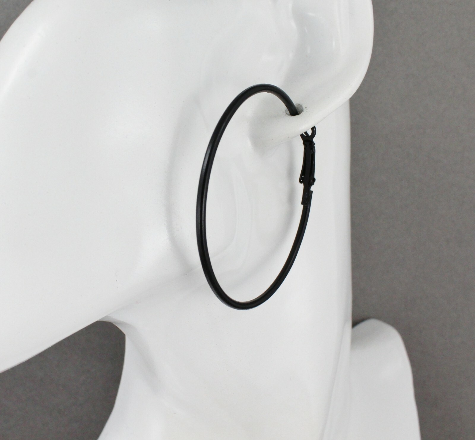 2 pair hoops earrings set hoop Black Silver leverback 1 7/8″ wide thin wire