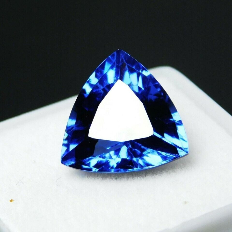 Blue Tanzanite Trillion Cut Natural AAA Quality Certified 9.50 Ct Loose Gemstone