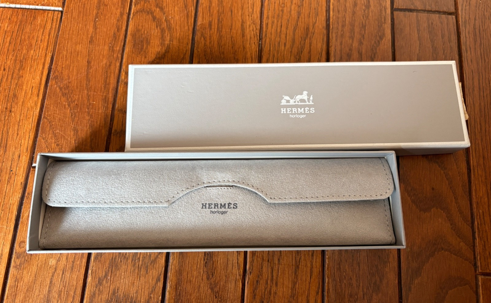 Hermes genuine Empty Watch case made of Leather with Paper Good Condition #M79