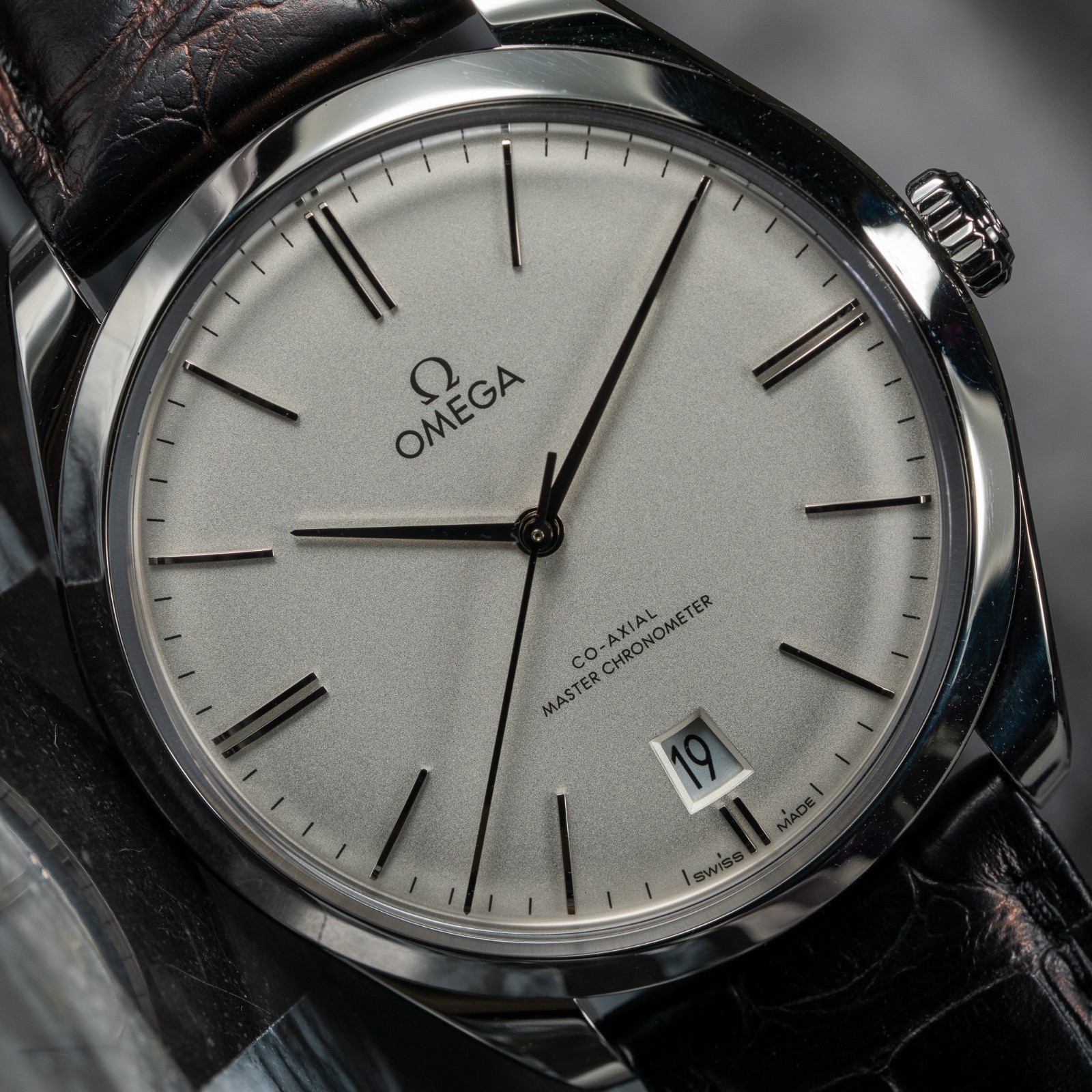 OMEGA De Ville Trésor 40mm w/ Box & Papers 2020 Co-Axial Master Chronometer