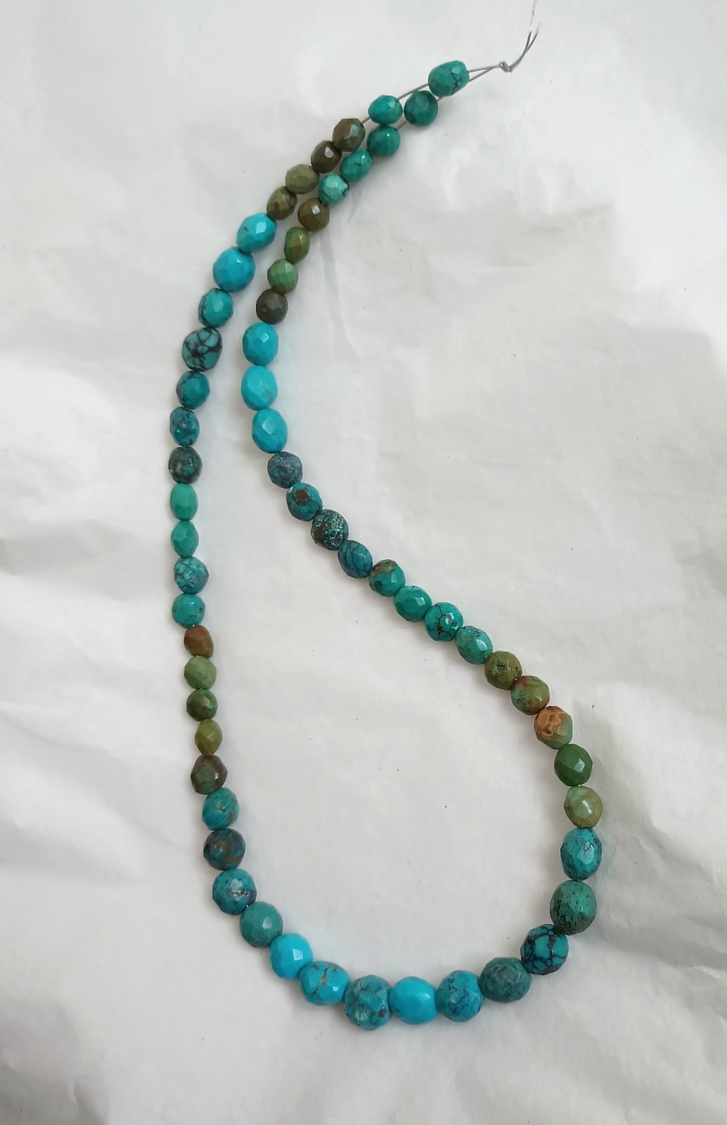 FACETED MULTI-COLOR/MINE TURQUOISE 6-9MM OFF-ROUND NUGGET BEADS – 17.75″ – 5590E