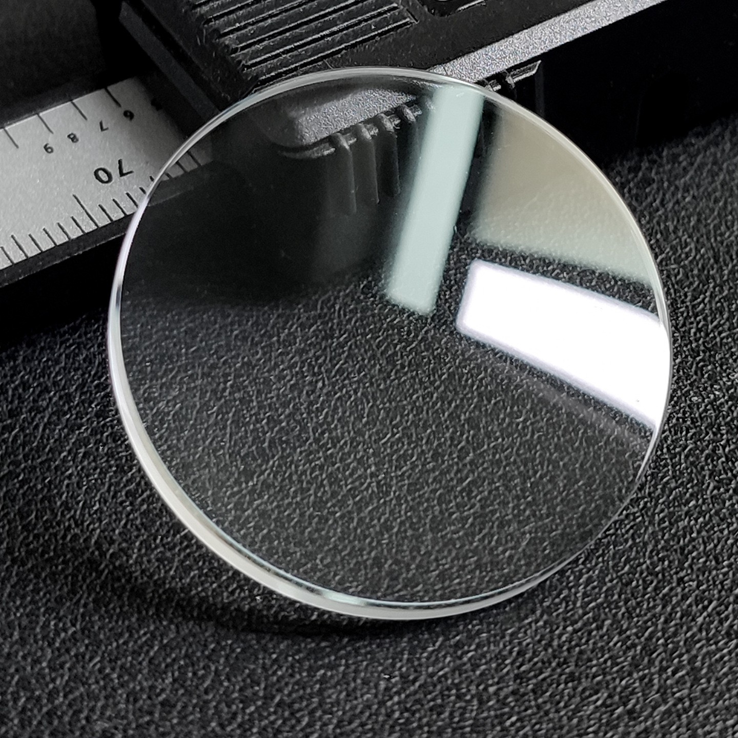 1.0/1.2/1.5/2.0/2.5/3.0mm Single Dome Mineral Glass Watch Crystal Size 18-45mm