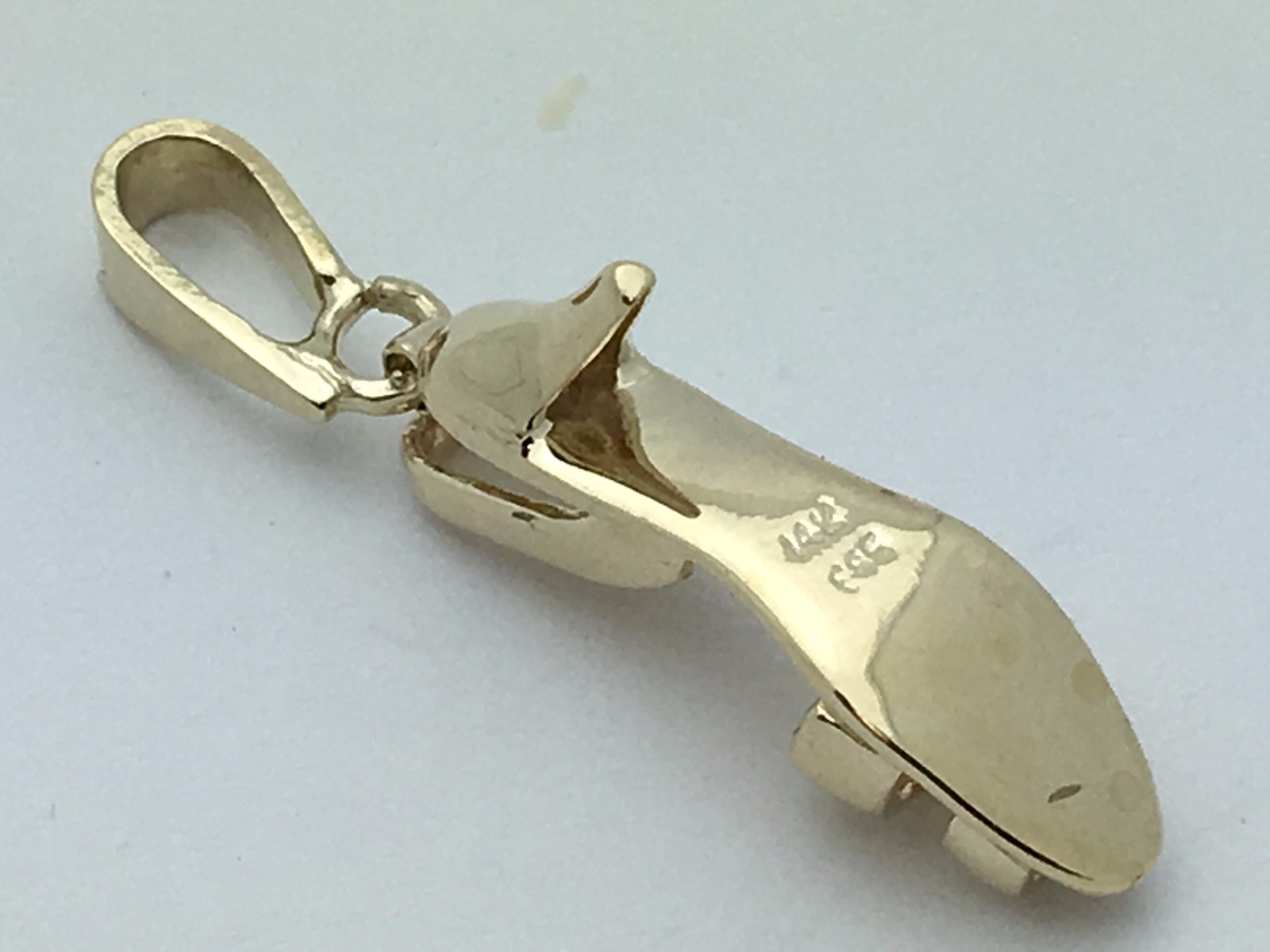 14k Yellow Gold Solid 3D High Heel Open Toe Shoe Charm Pendant 2 grams