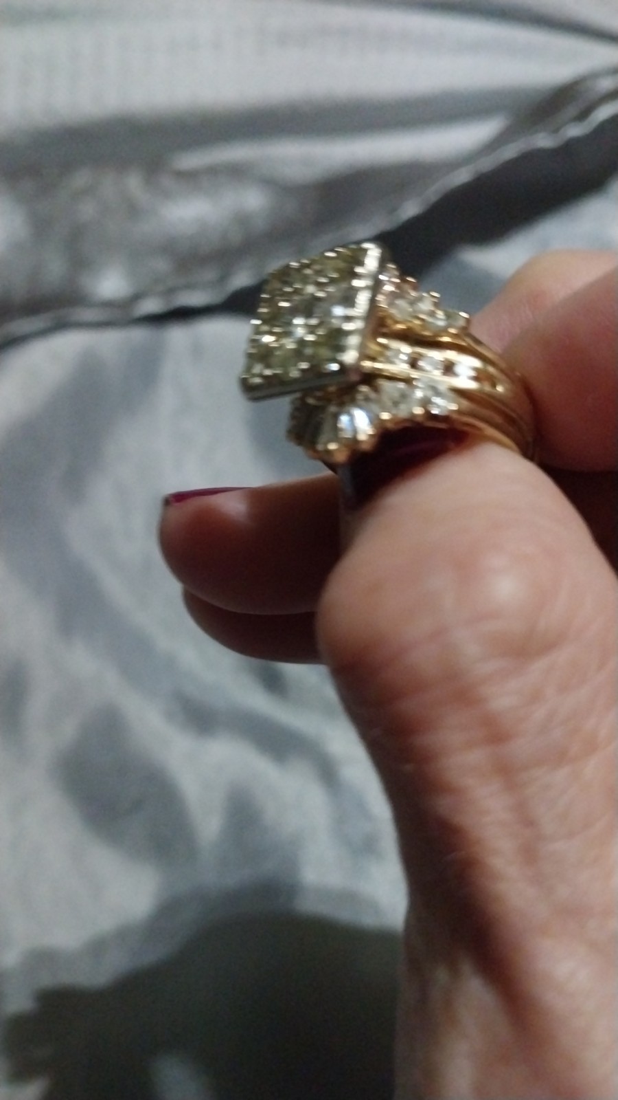 Stunning Womens Wedding Set