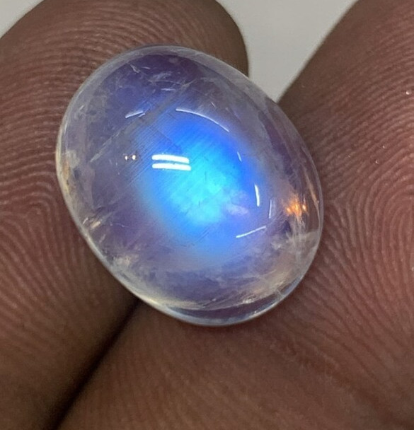 AAAAAAAA Quality Rainbow Moonstone Blue Fire Oval Shape Cabochon 12X15 MM