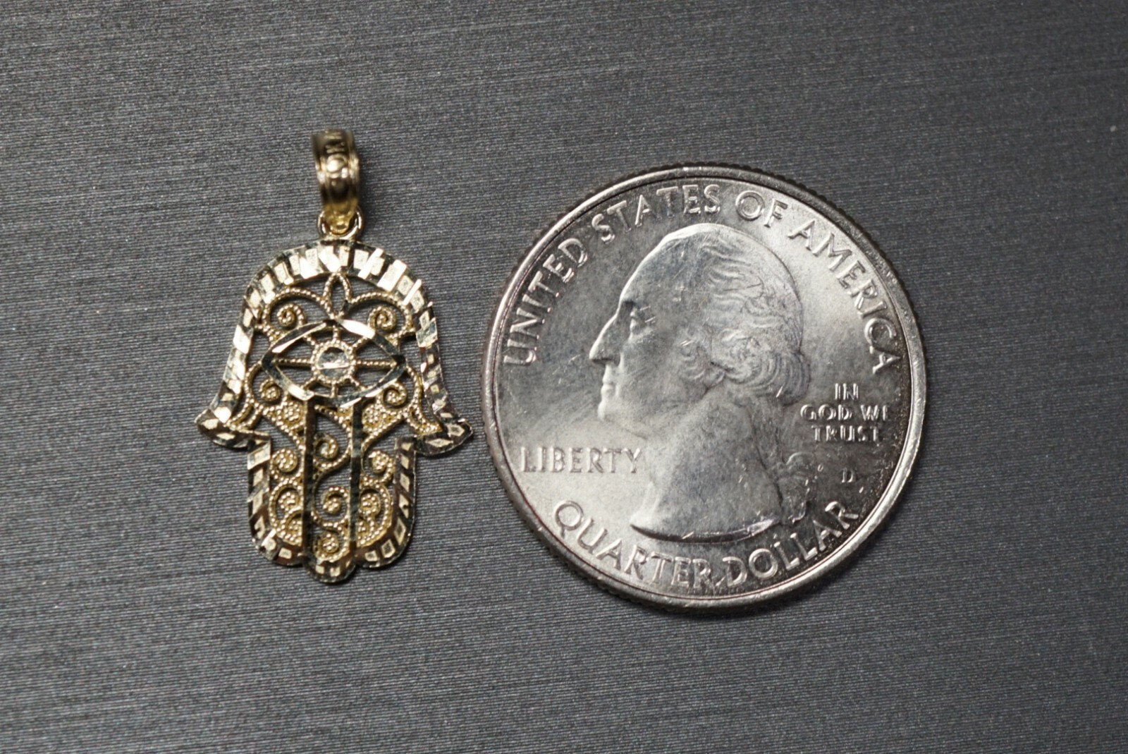 10K Solid Yellow Gold 0.9″ Diamond Cut Fatima Hamsa Hand Charm Pendant.