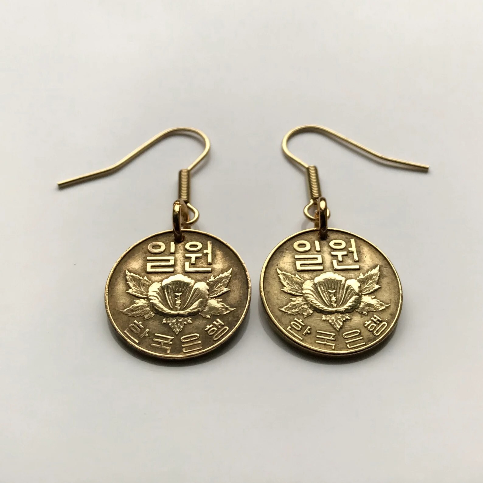 1967 South Korea 1 Won coin earrings Rose of Sharon Mugunghwa Seoul Busan 000041