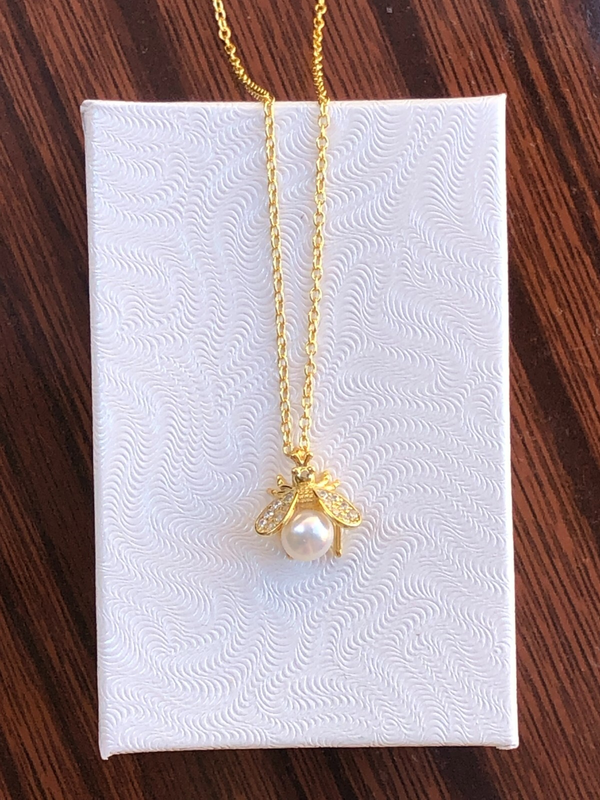 925 Sterling Silver Bumble Bee w/ Pearl Pendant Necklace 11mm(0.43″) 17.75″