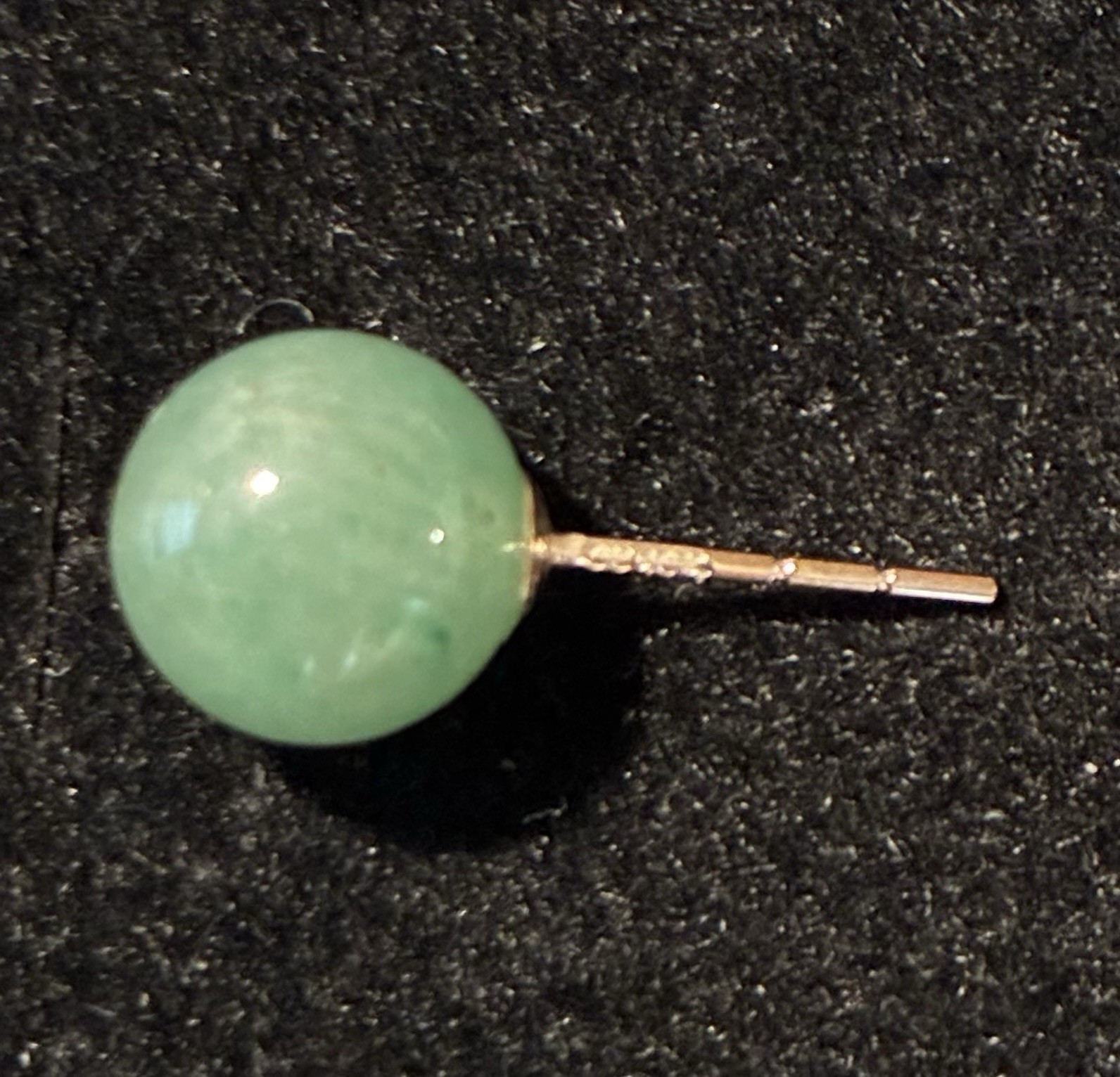 Natural Green Jade Ball Stud Earrings 8mm Solid 10kt Yellow Gold Brand New