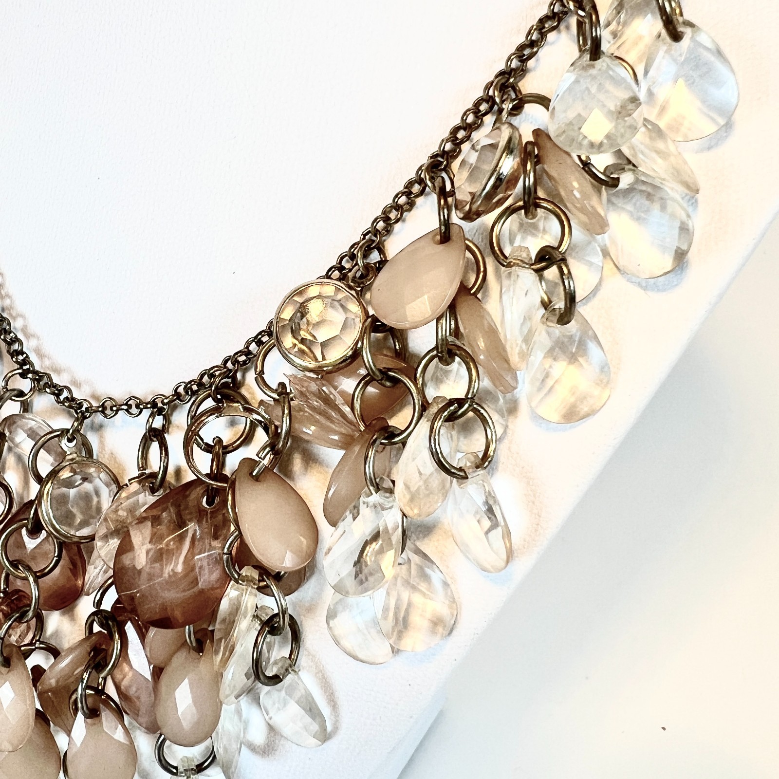 Pretty Lightweight Plastic Faceted Teardrop Bezel Set Crystal Bib Necklace Pink