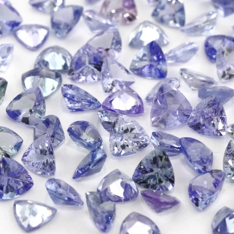 TANZANITE 3.5 MM TRILLION CUT TREATED EARTH MINED SINGLE STONE F-5132