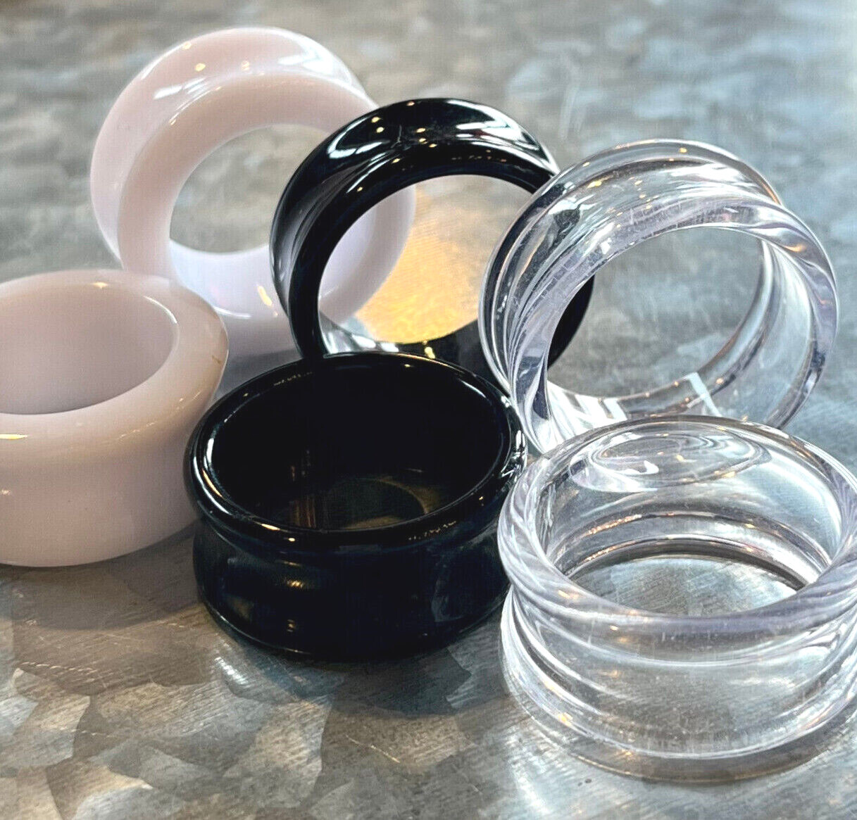 3 PAIR SET – Black,White,Clear Ear Tunnels Plugs Gauges Earlets – up to 30mm!
