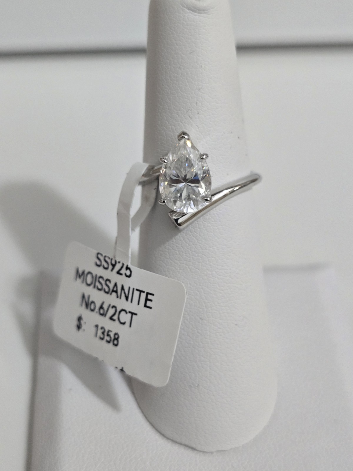​2Ct Pear Cut Moissanite Engagement Ring 925 Sterling Silver Bypass Band Size 6