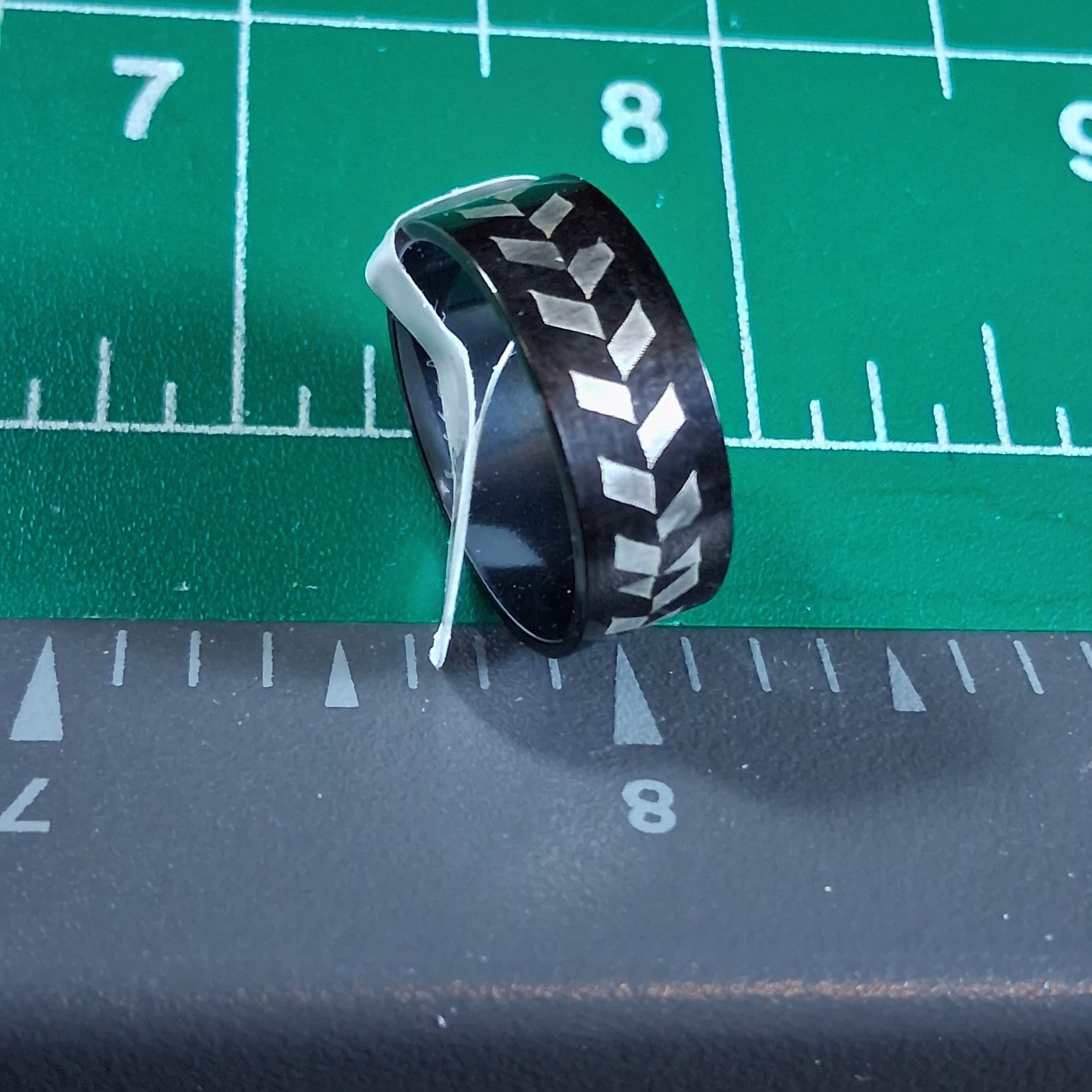 Glossy Black Stainless Steel Size 7.75 Etched Tire Tread Pattern Band Ring