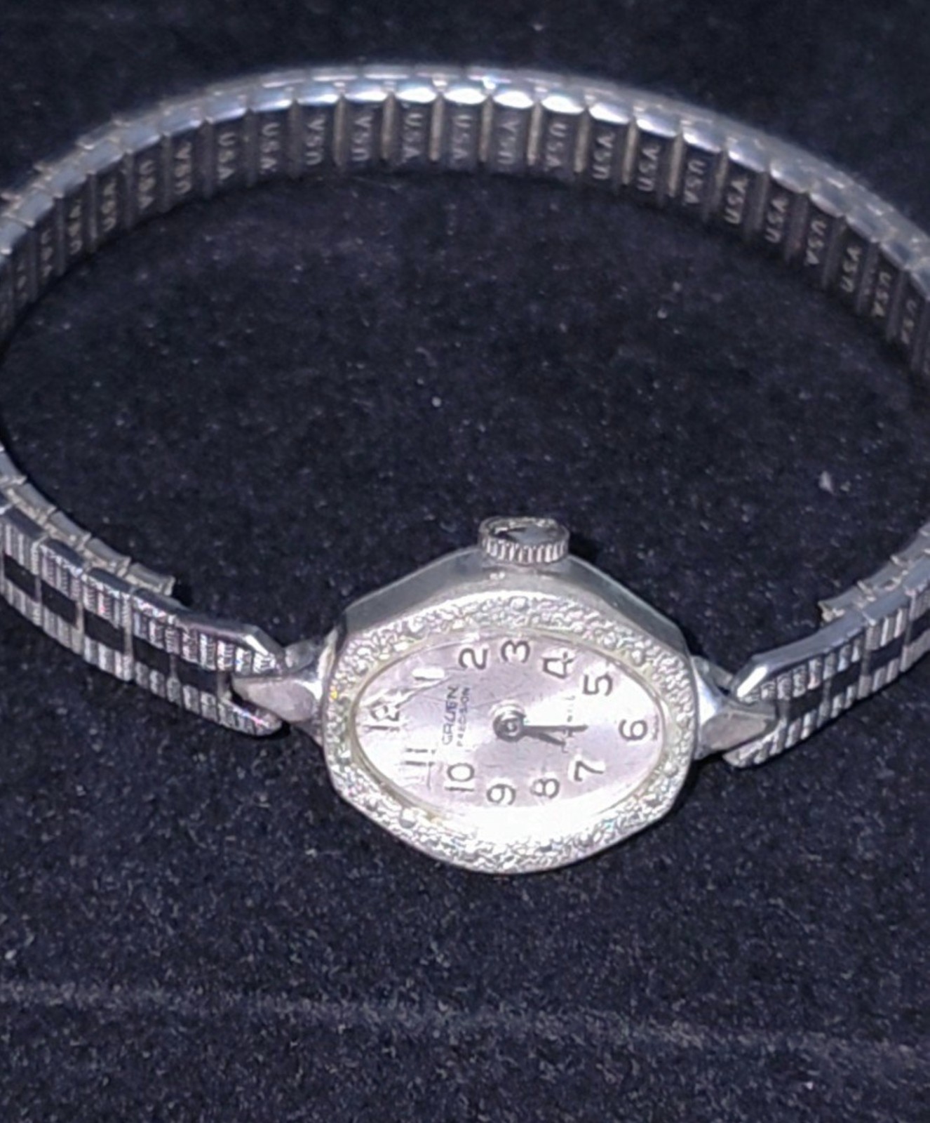 Vintage Gruen Precision Ladies Watch 17 Jewels Mechanical Wind Working