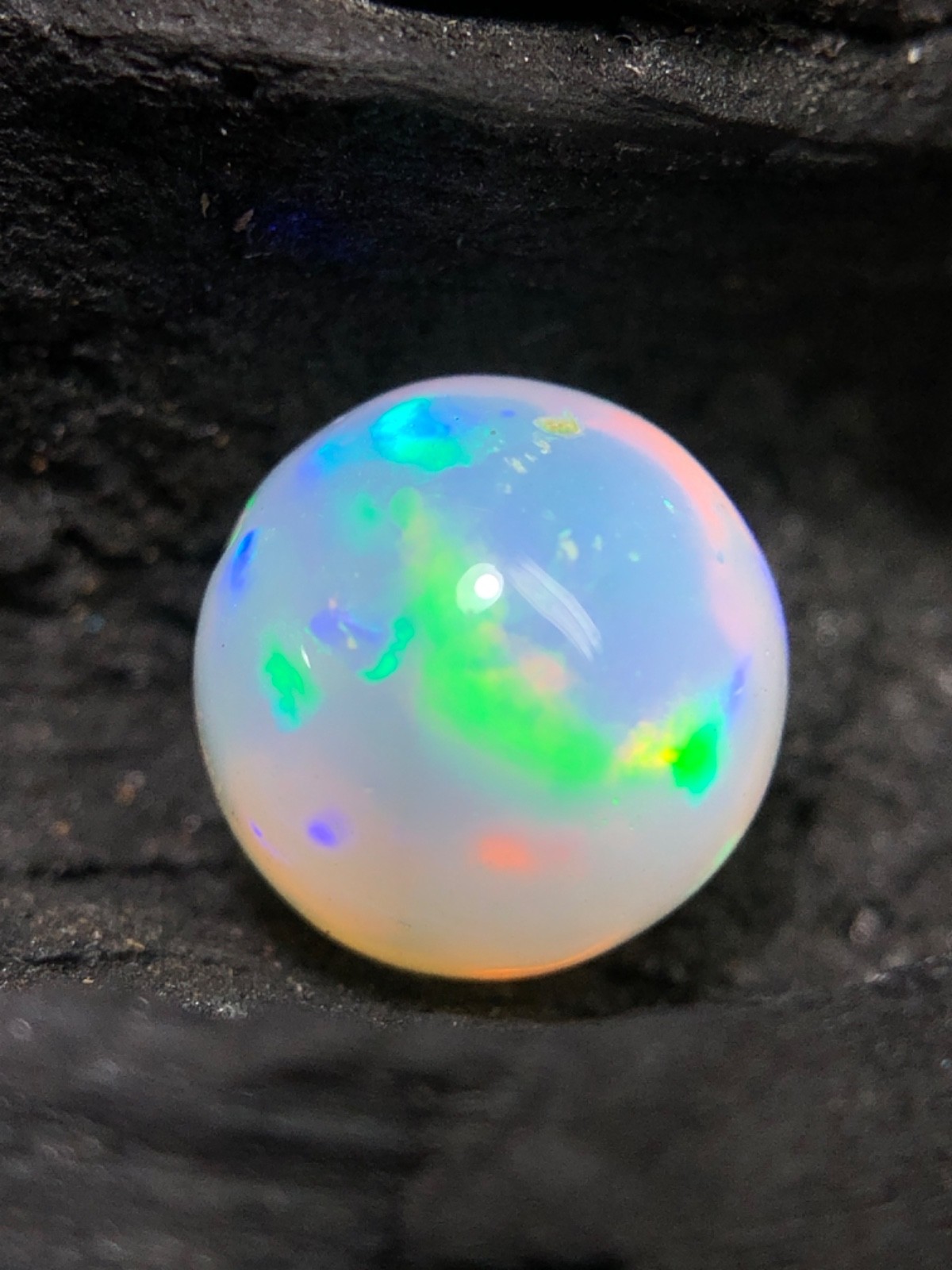 Natural White Ethiopian Rainbow Fire Opal Shere Cabochon Loose Gemstone