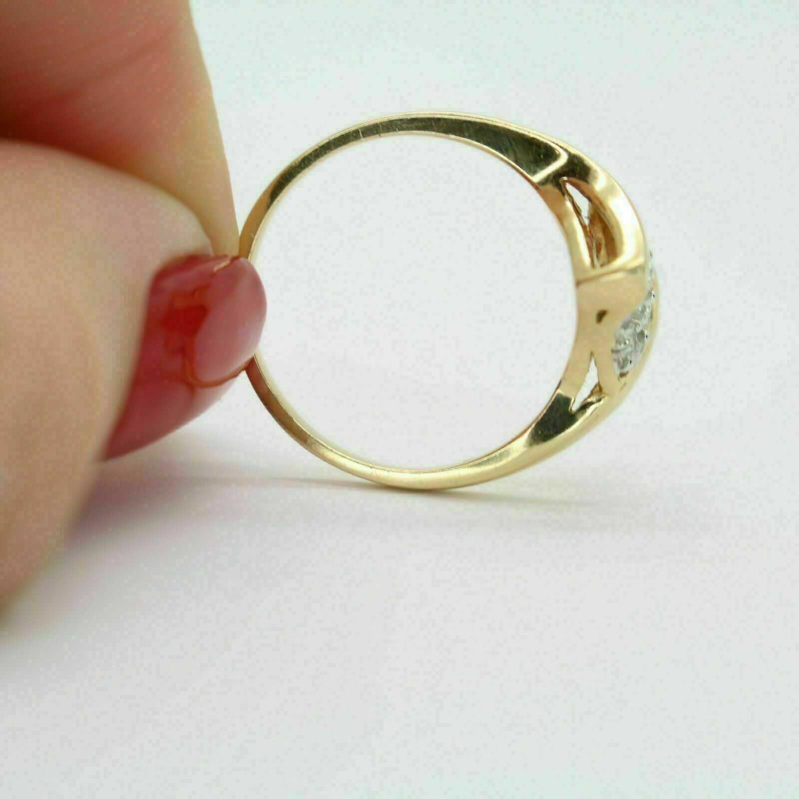 1.00 Ct Round Cut Diamond Simulated Engagement Ring For Gift Yellow Gold plated