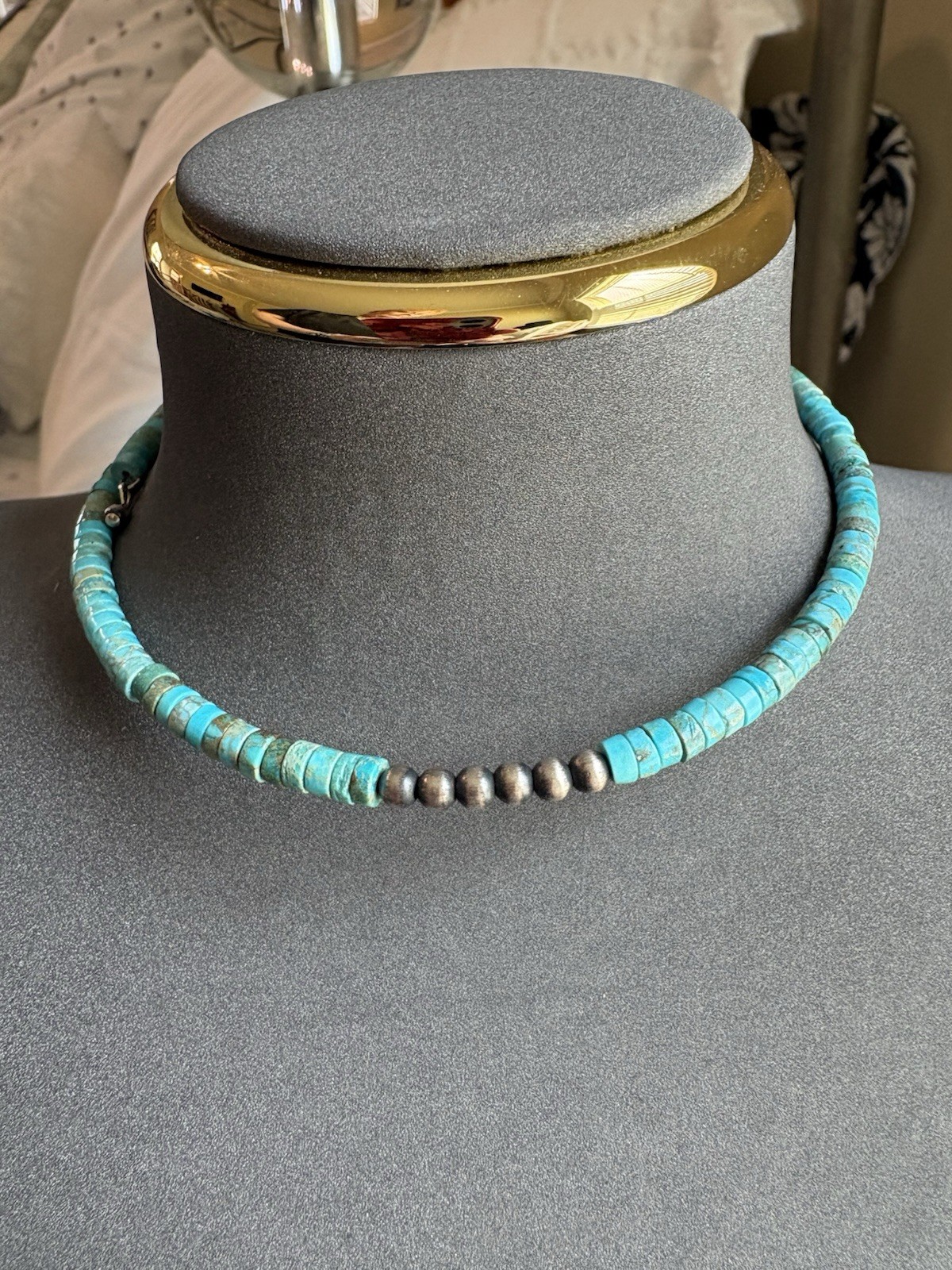 Meranda Thompson-Native American SS Kingman Choker w/ Pearls -17 In