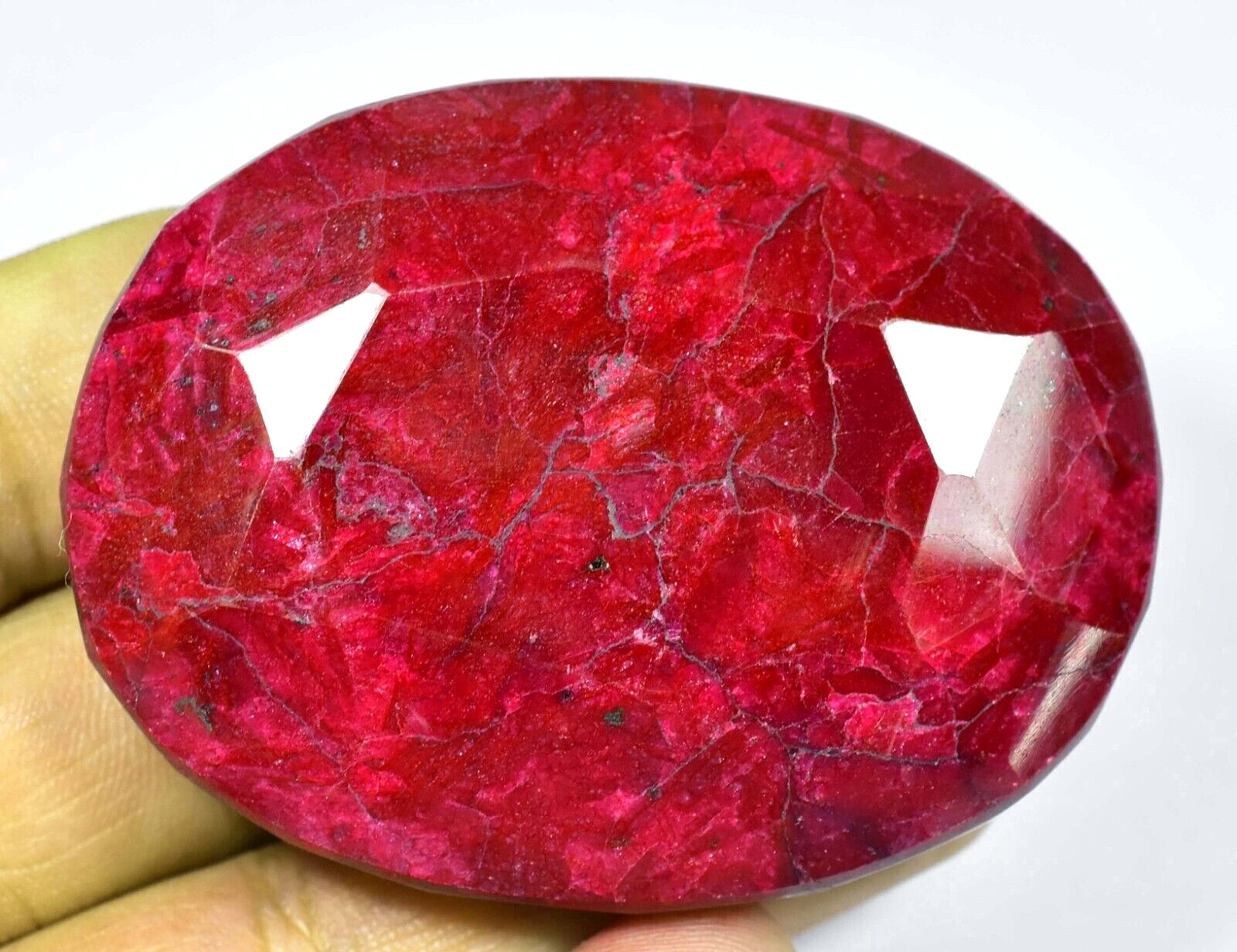 RARE 1025.00 Ct Natural HUGE Red Ruby CERTIFIED Museum Grade Oval Gemstone