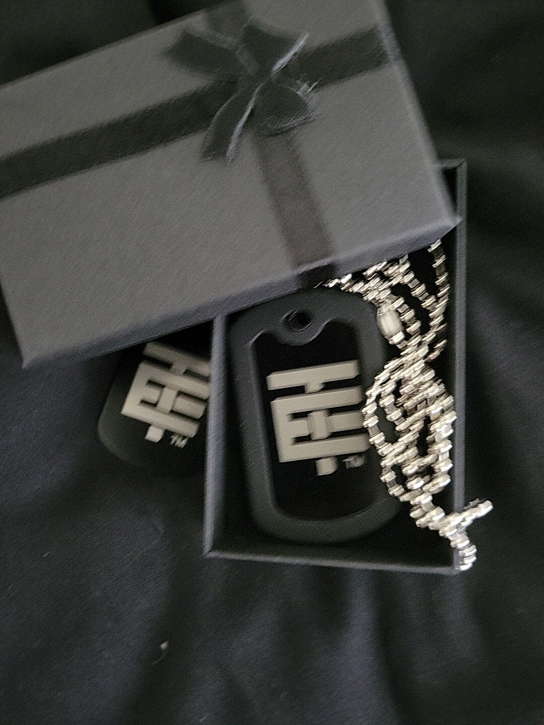 CUSTOM ENGRAVED EL Temach