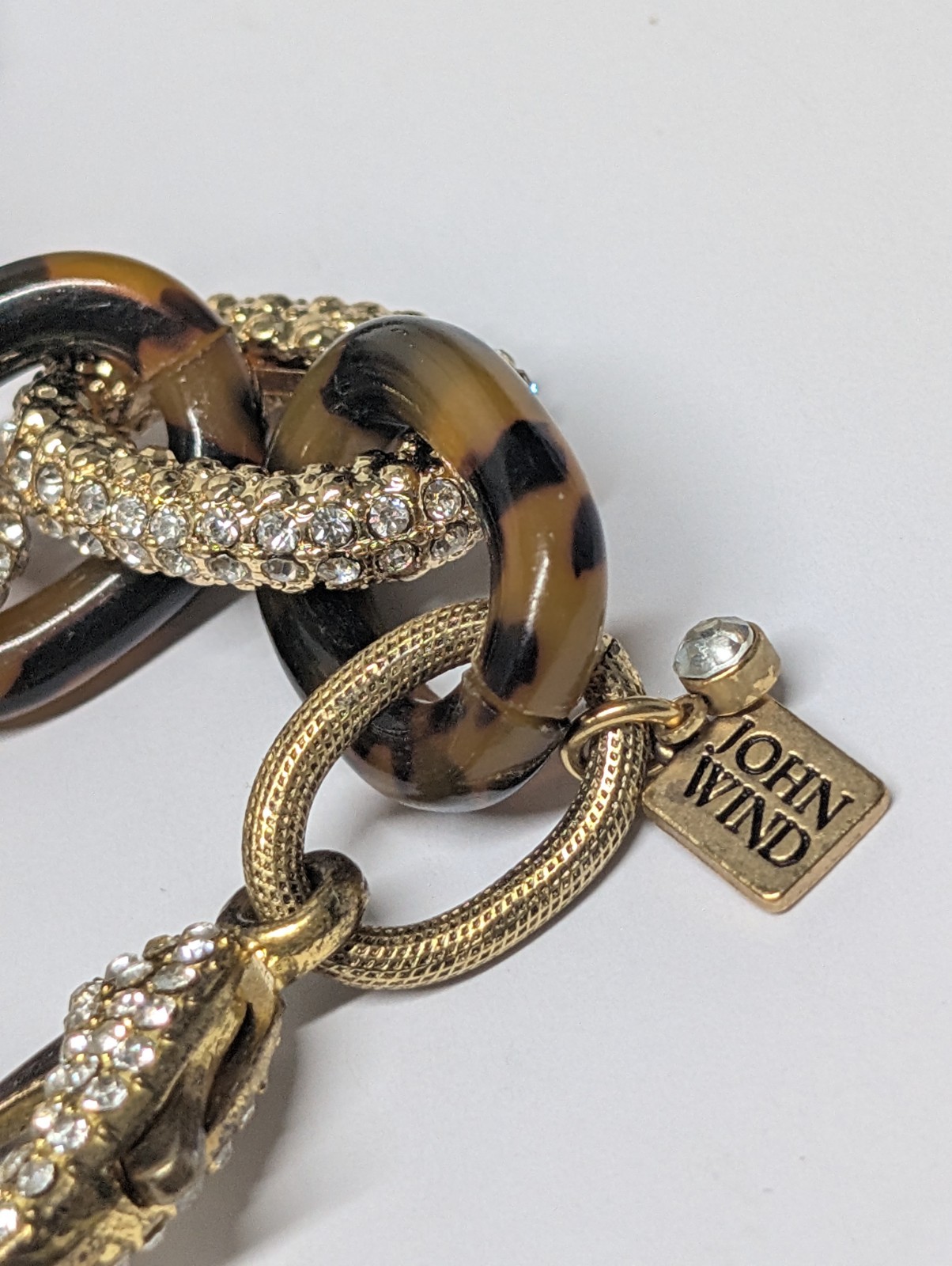 John Wind Chunky Rhinestone and Tortoise Link Chain Necklace Gold Tone