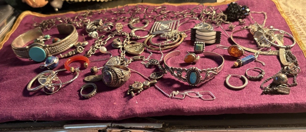Lot Of 46 Pieces: 800-925 (Most) & Stones Sing Ear, Ring, Pend, Brace, Necklace