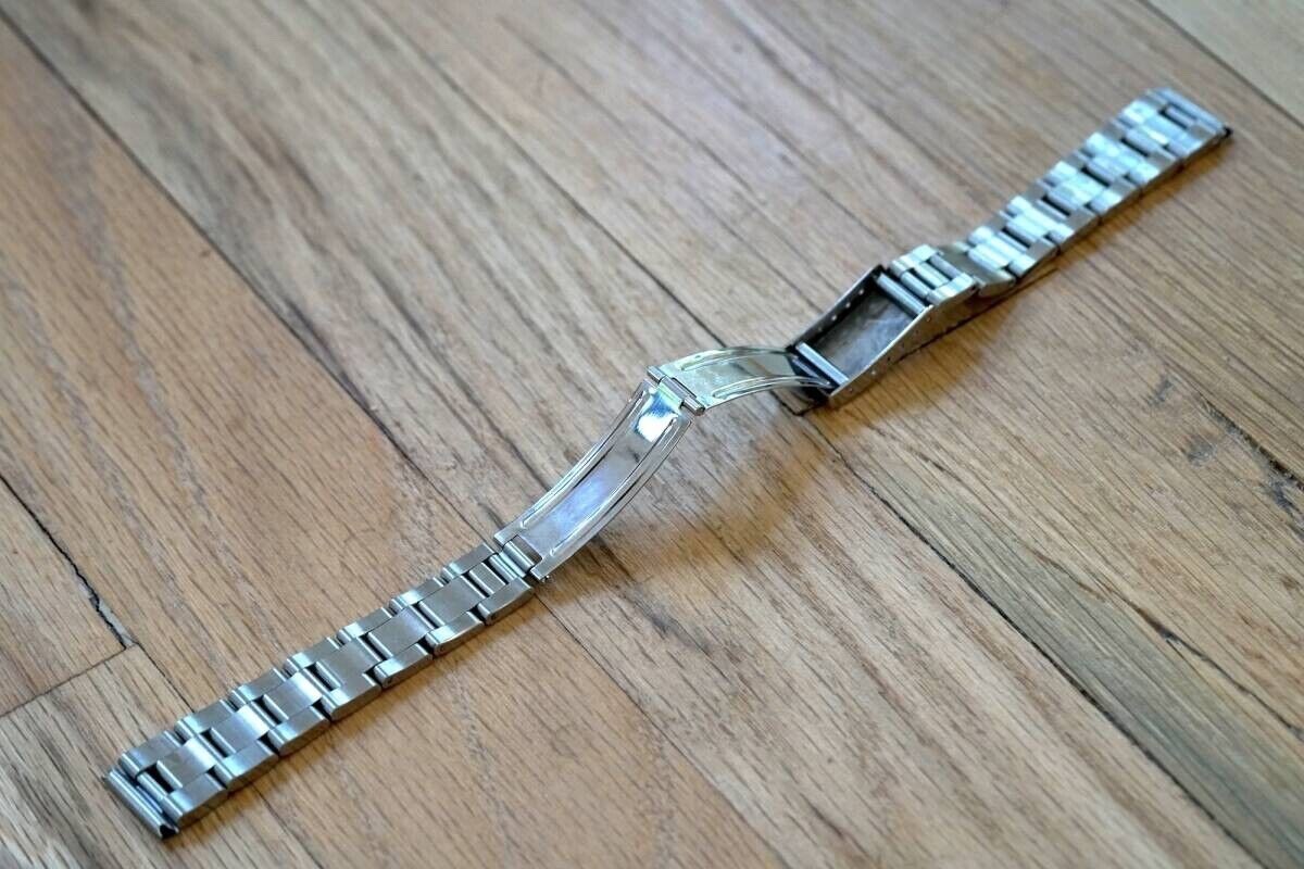 Oyster Style Bracelet with Flat End Links in 17mm, 18mm, and 20mm NEW