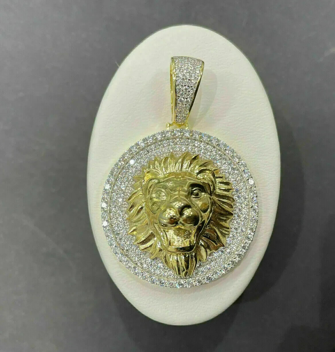 2 CT Round Cut VVS1 Diamond Mens Medallion Lion Pendant 14K Yellow Gold Finish