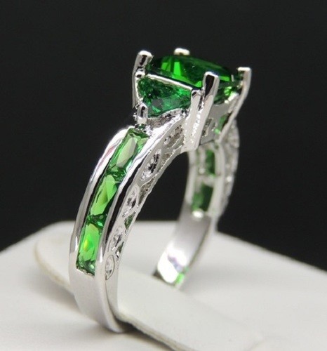 Costume Green Princess Cut Simulant Ring #DG2342