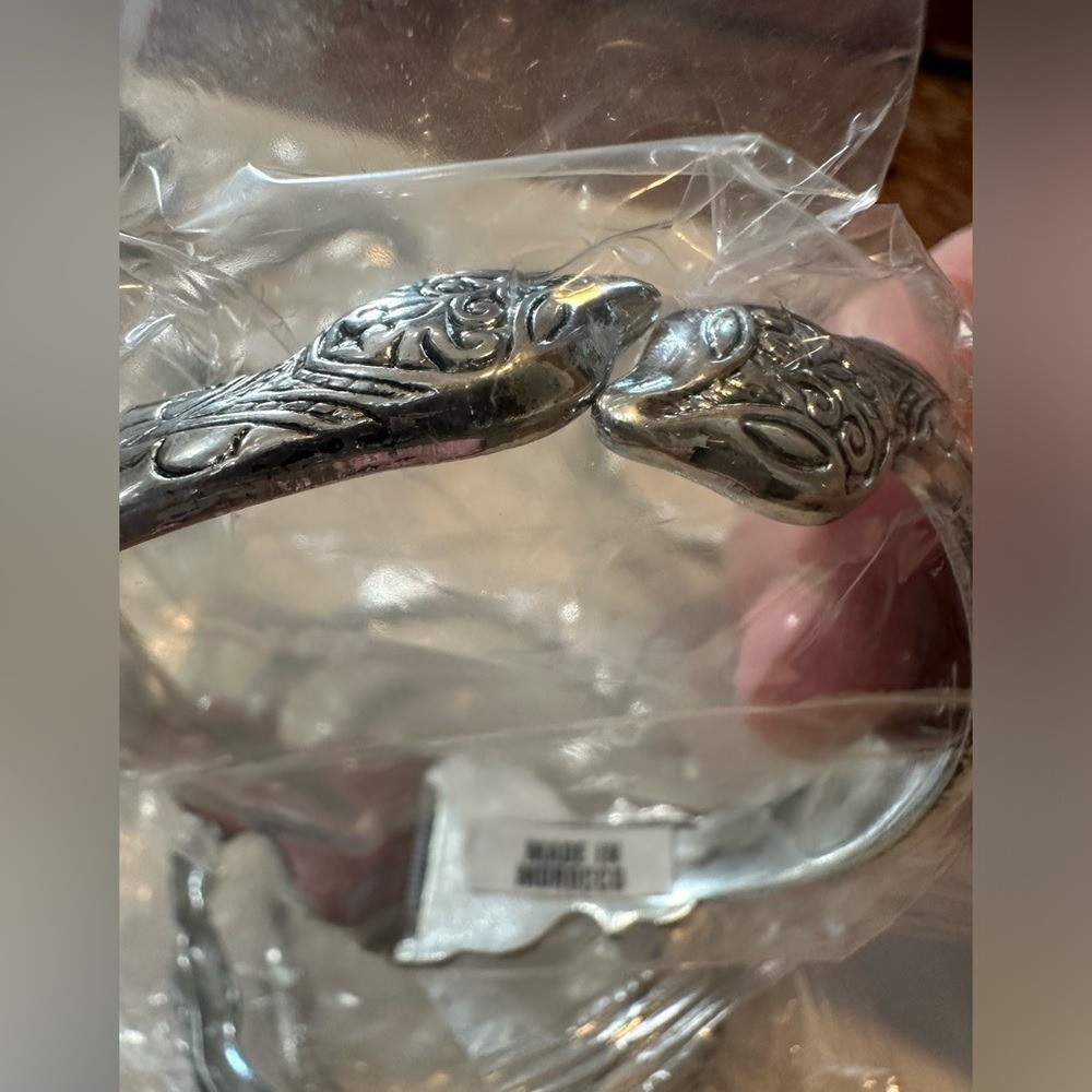 Engraved Double Snake Head Hinged Moroccan Bangles Silver Toned