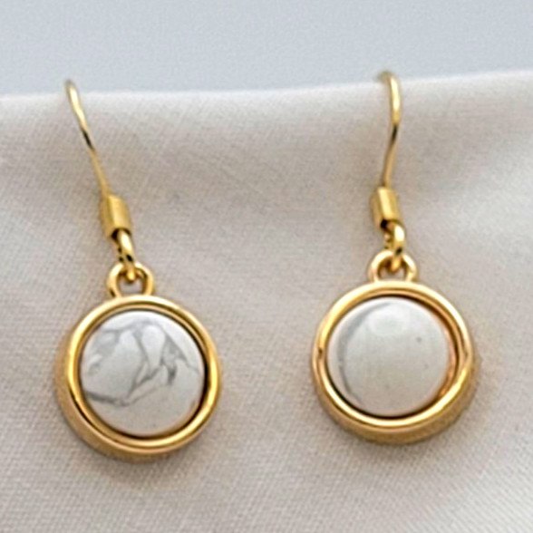 Gold Tone Metal Round Bezel Drop Dangle Hook Earrings in Gold & White