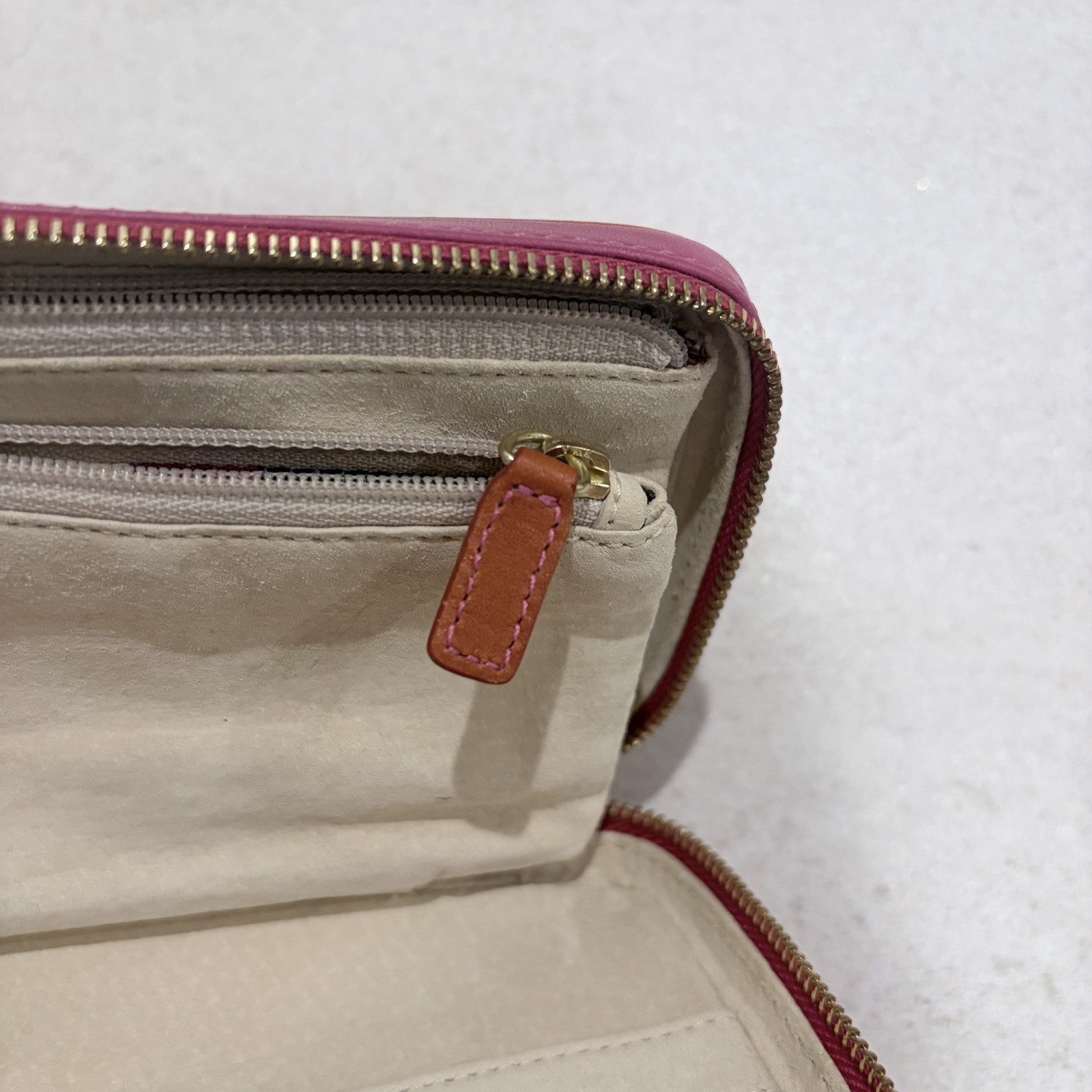 Authentic Coach Pink Leather Jewelry Travel Case – Excellent Condition