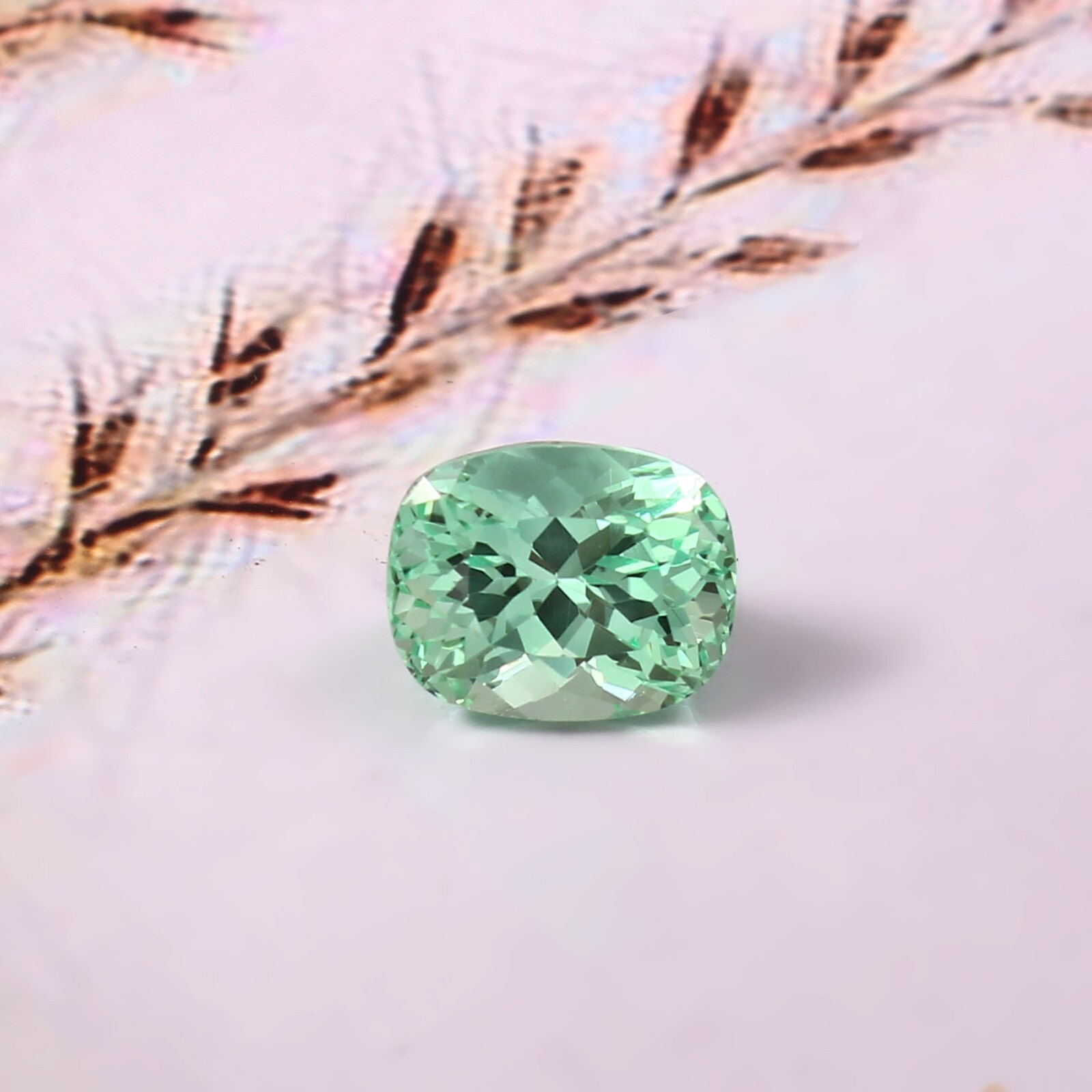 9×7 MM – AAA Quality Natural Ceylon Green Sapphire Loose Cushion Gemstone Cut