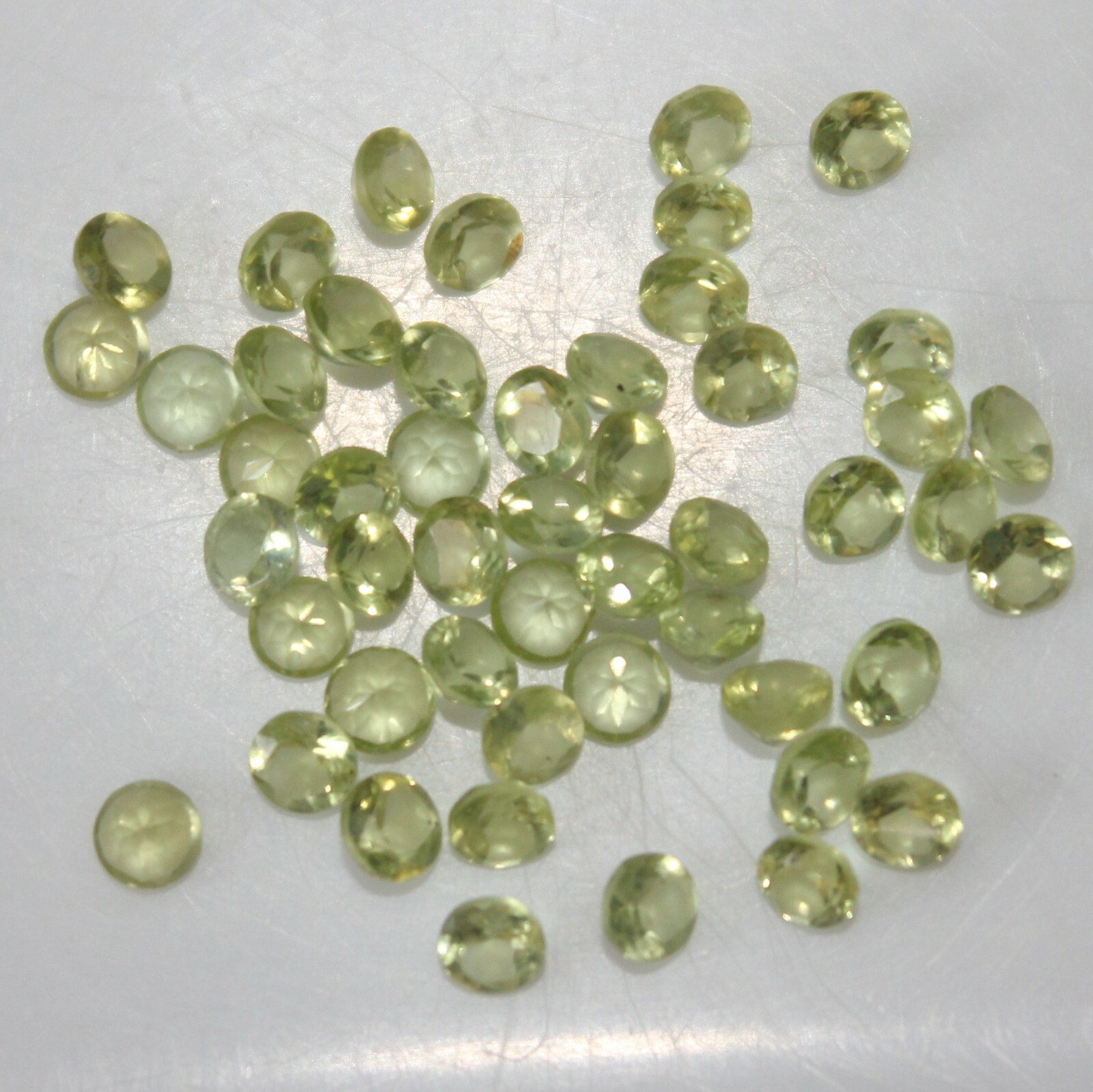 Natural Peridot 2mm, 3mm, 4mm, 5mm & 6mm Round Faceted Loose Gemstone(s)