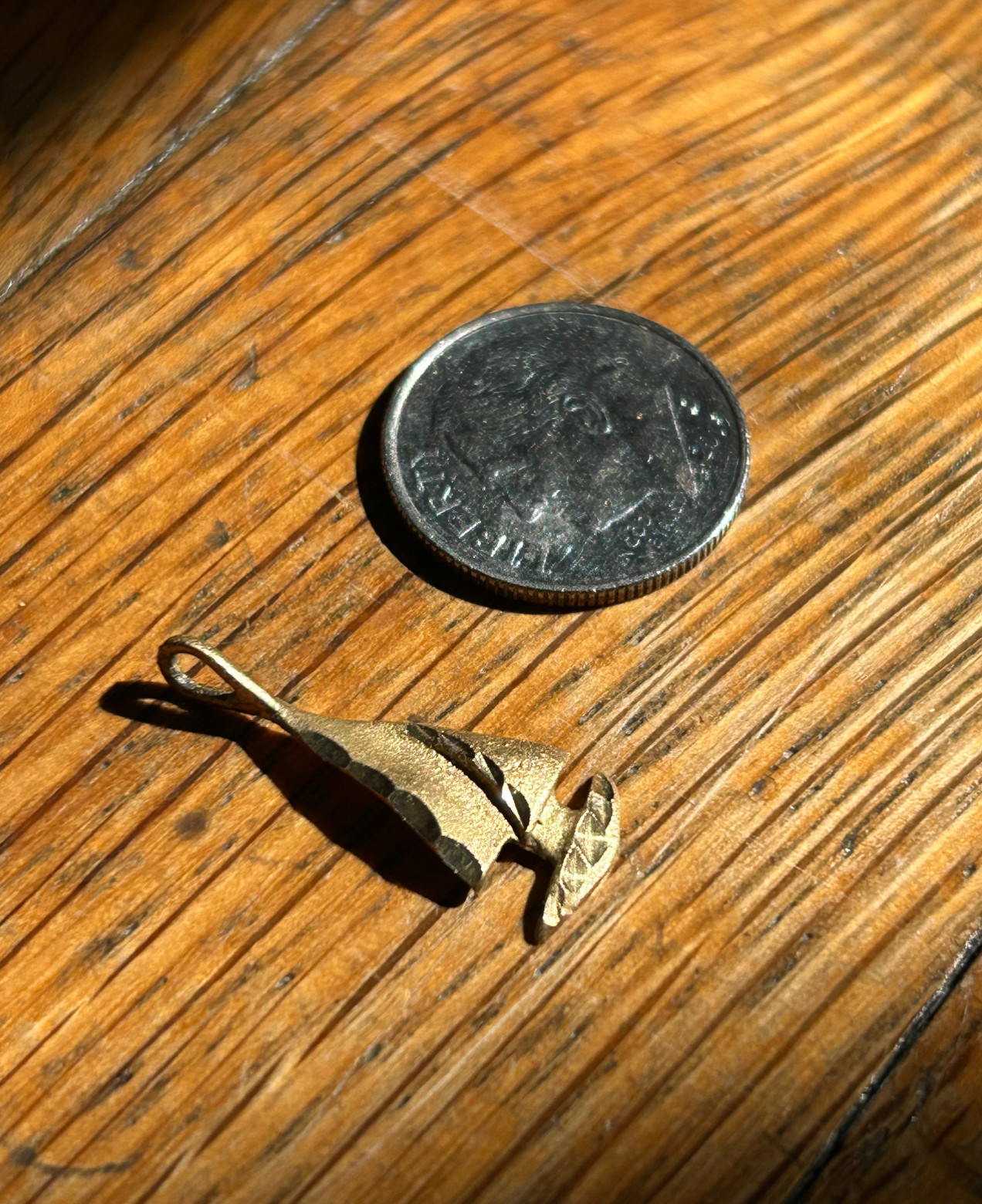 Vintage 14k Yellow Gold Sailboat Charm Pendant – 0.7g – Diamond Cut