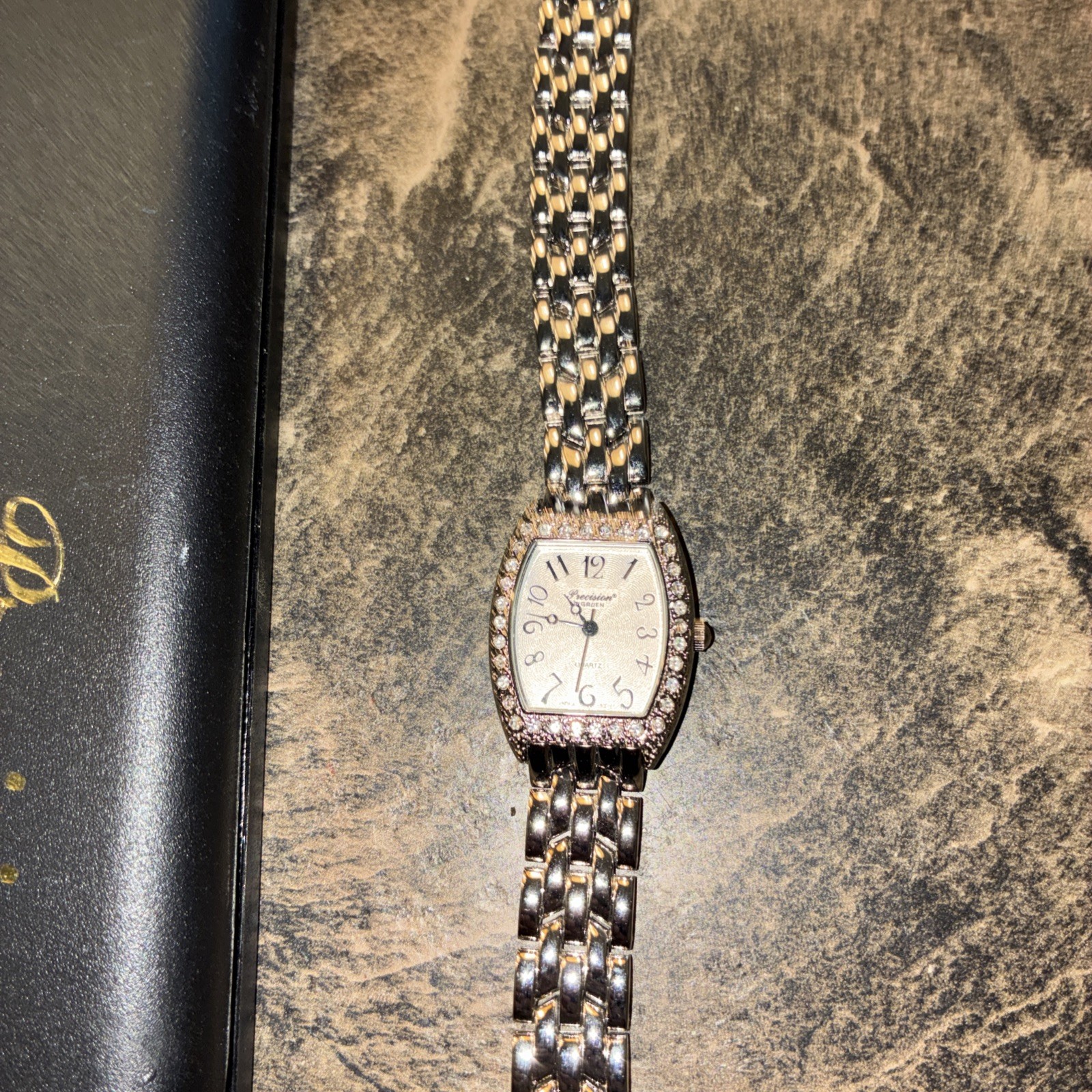 Vintage Precision Gruen Gp3047 199 Pc21 Ladies Dress Watch Works Needs Battery