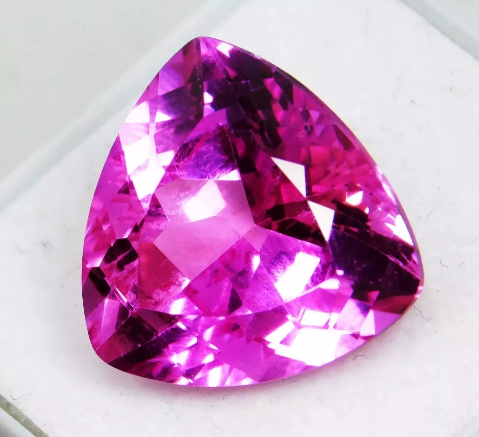 Sparkling Pink Ruby Trillion Cut 13+ Ct Natural Loose Gemstone For Jewelry