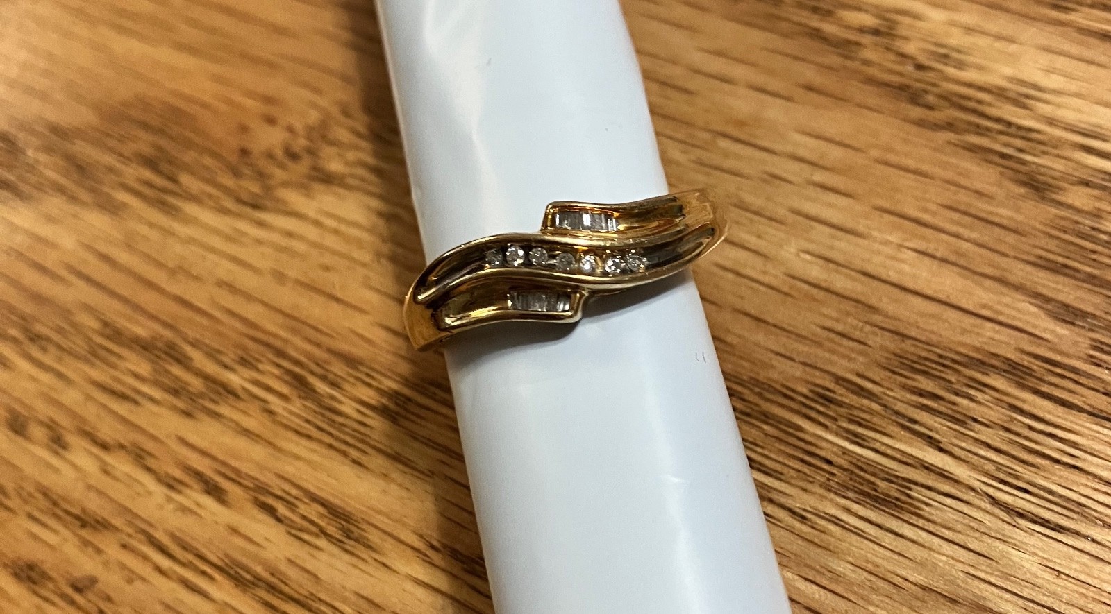 “10K Yellow Gold Ring” with 3 “Rows of Diamonds” 2.46 Grams Size 9