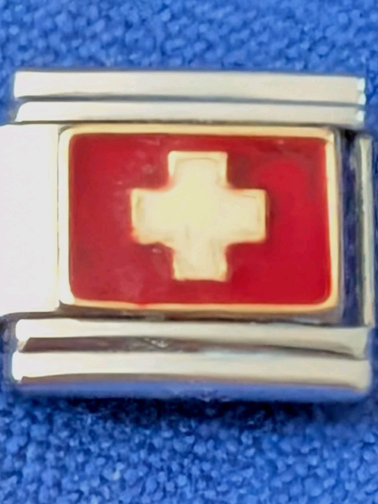 Authentic LEVEL Switzerland Swiss Flag Italian Charm 9mm Classic B111