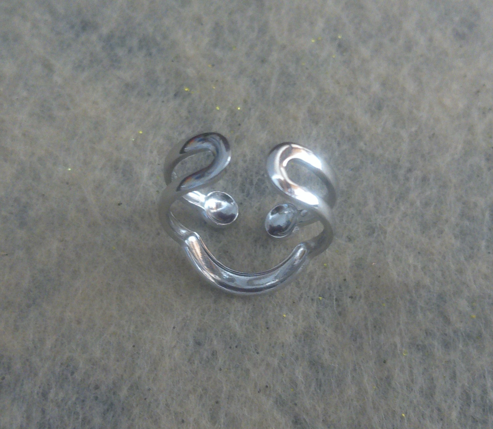 New Silvertone Stainless Steel Smiling Adjustable Ring Base Size 8 Share Smiles!