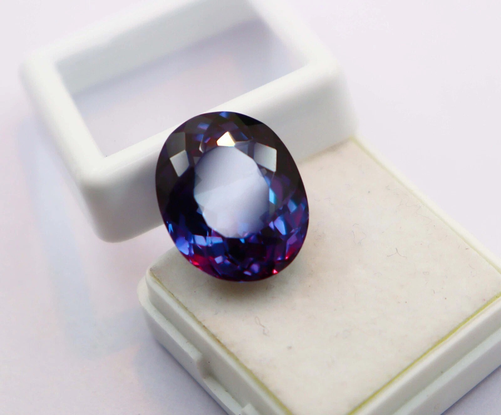Alexandrite Russian ring Oval 10-11 Ct Natural color changing Certified Gemstone